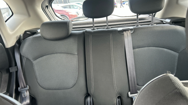 Renault Captur 0.9 TCE 90 Play 5dr Petrol Hatchback